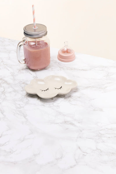 Milkshake gourmand de bananes et fraises